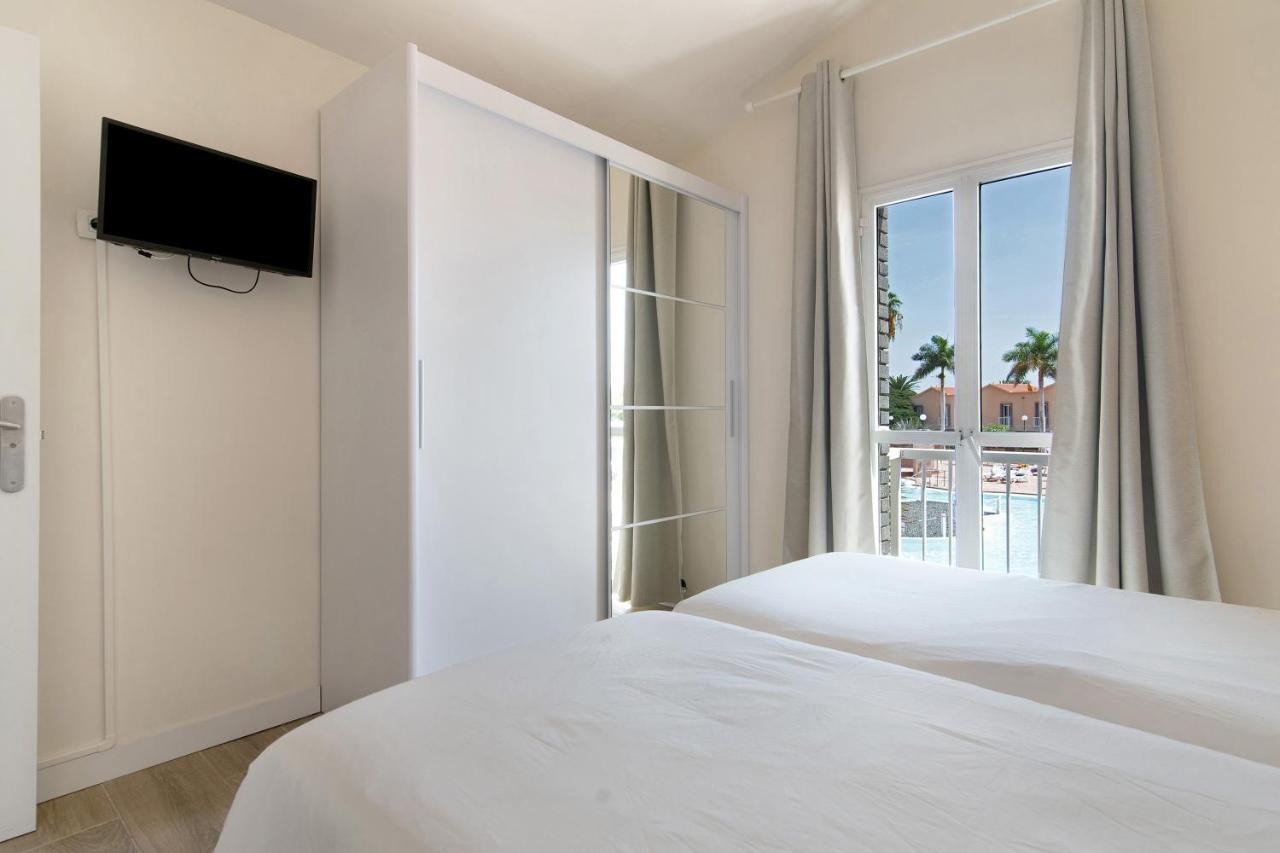 Oasis Pool View Apartment *